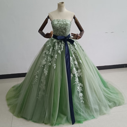 豪華！グリーン パーティードレス ベアトップ サッシュベルト 繊細  