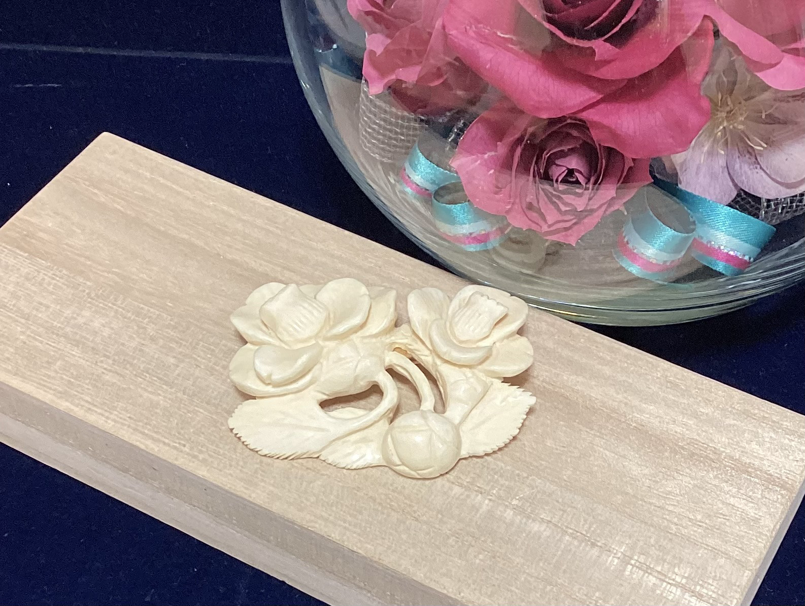 ☆本象牙　ブローチ　ＭＹ-15