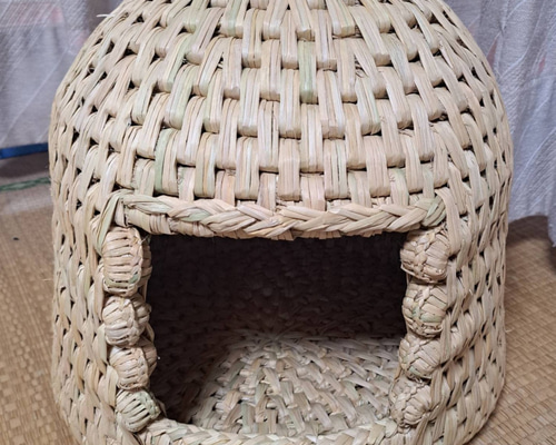 猫ちぐら(稲わら製品)、キャットハウス 作品no.82