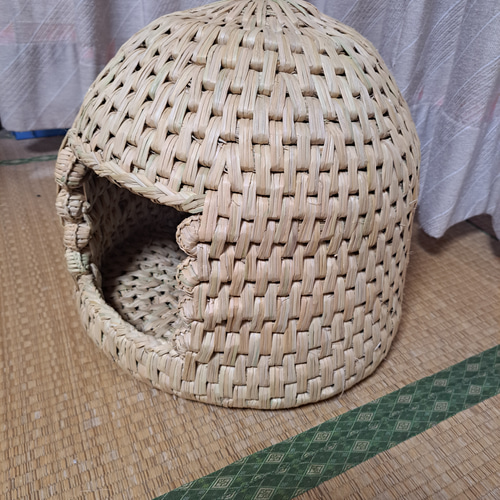 猫ちぐら(稲わら製品)、キャットハウス　no.88 猫ちぐら天然国産稲わら手編み仕上げ夏は涼しく冬は温かい一年中