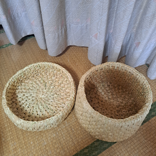 ken1982501　藁いずみ(稲わら製品)、aサイズで作製 藁いずみ(稲わら製品)、飯櫃入れ a.サイズ、①タイプ 作品no.97 その他