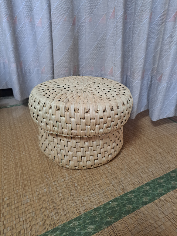 unknow　藁いずみ(稲わら製品)、飯櫃入れaサイズ 藁いずみ(稲わら製品)、飯櫃入れ a.サイズ、①タイプ 作品no.97 その他