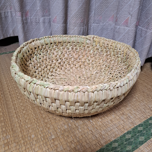 猫ちぐら おわん型 (稲わら製品)、猫ベッド、わら細工 大きめサイズ