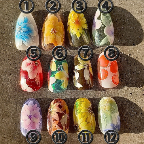 手描きフラワーアート ネイルチップ 1枚から購入可【色変更は要ご相談  