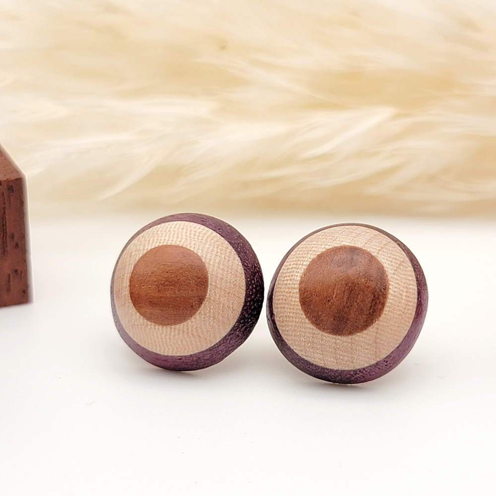 【送料無料】木の3色ピアス　パープルハート×トチ×イチイ