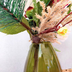 お正月/ちょこっと飾れる 小さめ紅白椿の迎春2wayテーブルブーケ/アーティフィシャル 14枚目の画像