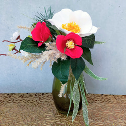 お正月/ちょこっと飾れる 小さめ紅白椿の迎春2wayテーブルブーケ/アーティフィシャル 12枚目の画像