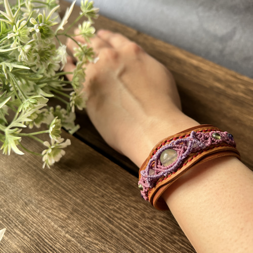 Fluorite Macrame Leather Bracelet】フローライトのマクラメ