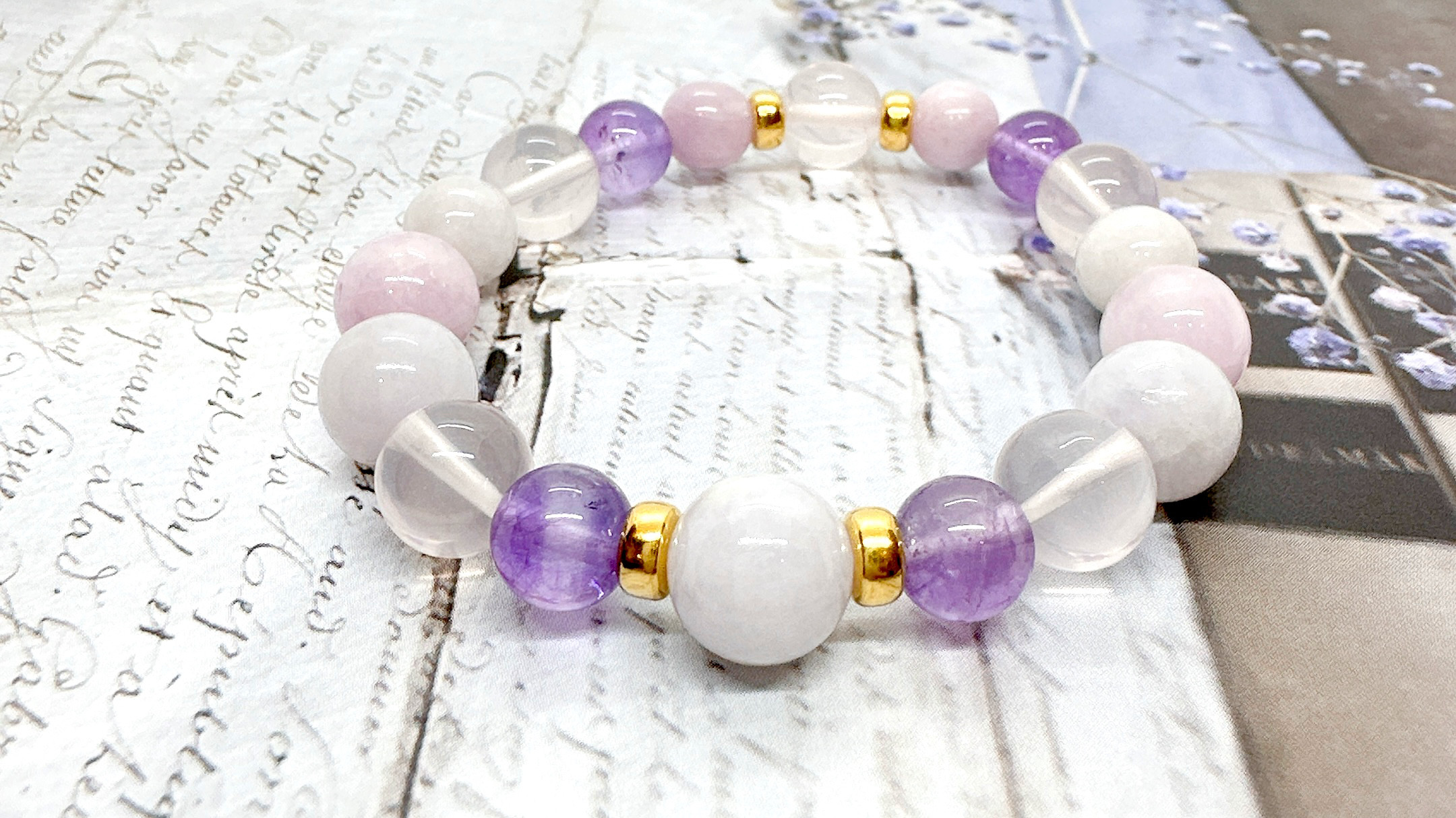 無意識に繰り返す貴方の負の恋愛パターンを解消します✴︎いつも恋が上手くいかない方に　パワー　天然石　ストーン　ブレス