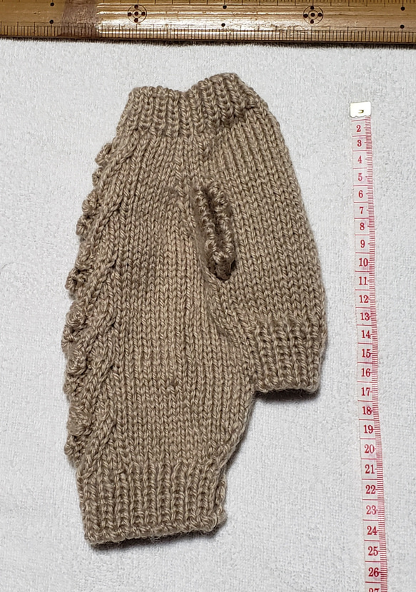 〈お年玉セール〉下記より2割引❤️犬用　手編み　薄茶、アラン模様セーター 4枚目の画像