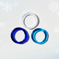 ３点セット　青いガラスリング　コバルト～スノーホワイト　細身・軽やかリング　シンプル・ストレートのガラスの指輪　 3枚目の画像