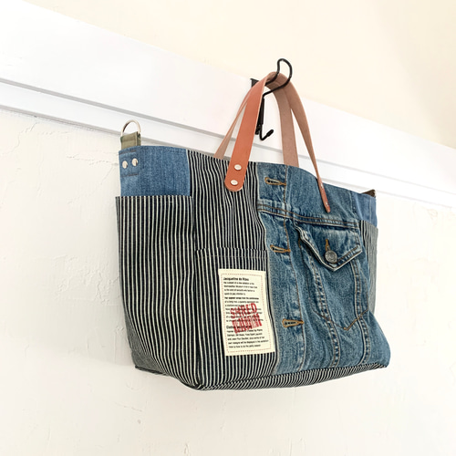 【専用】 デニム ジーンズ ジャケットトート バッグ リメイク 楽天市場】【すべて一点モノ！】 リメイクデニム4ポケットトート