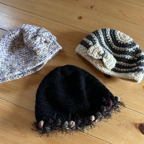 まん丸フォルムのニット帽 ストライプ ニット帽・ビーニー