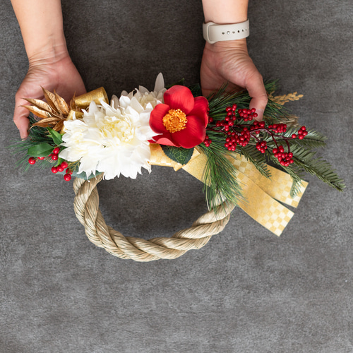 12月30日正午まで年内発送※】ダリアと椿の紅白のお正月飾り【しめ縄大