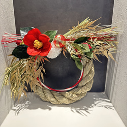 【送料無料】椿、マムのゴージャス正月飾りしめ縄アレンジ(数量限定) 3枚目の画像