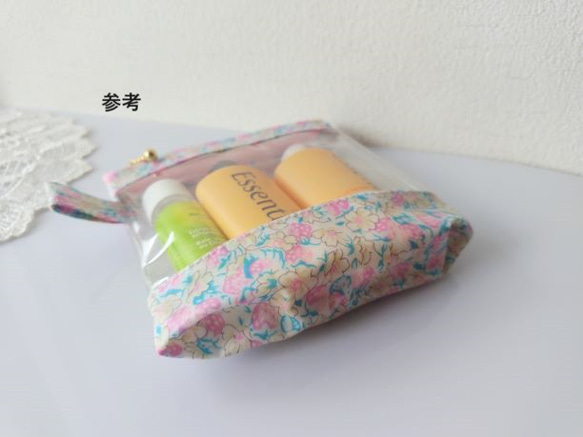 ★30％off★　XS-3 リバティ　ラミ　クリアポーチ　アイアンシ　赤　上品　大人　女性　プチギフト 10枚目の画像