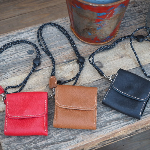 Wallet shoulder bag／ミニポーチ付／ブラック 楽天市場】本革 レザーバッグ 2way ミニバッグ ツートンカラー