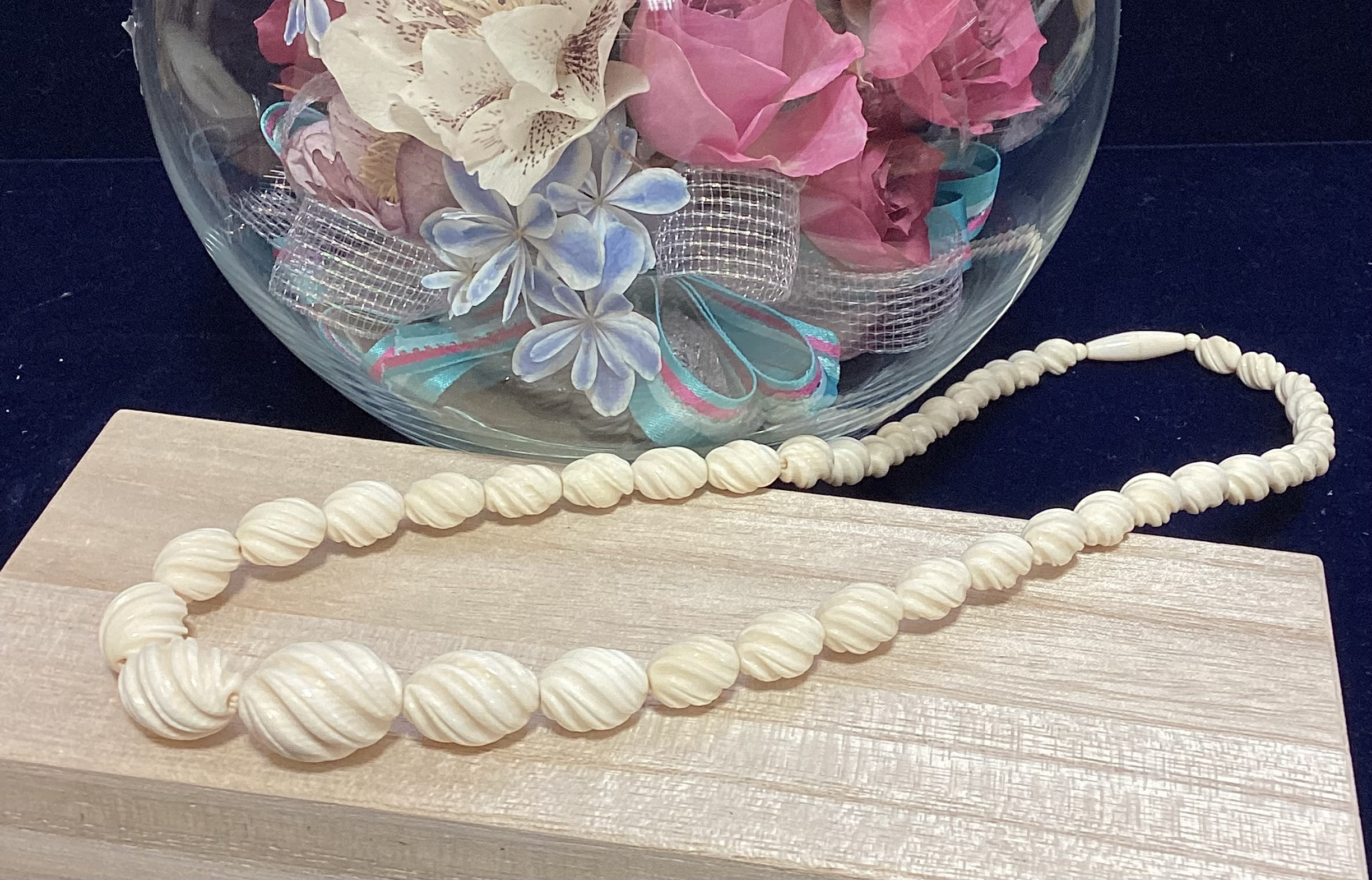 ☆本象牙ねじり彫りネックレス　K-37