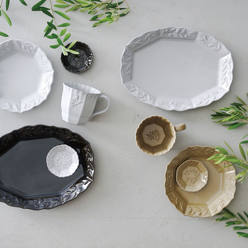 限定品 View of Wilton Castle 皿3枚セット クラシック ケーキ皿 鉄赤 | 白山陶器直営オンラインストア