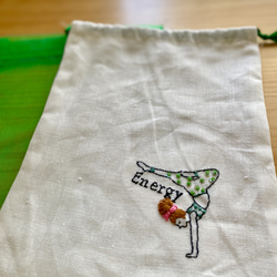 embroidery yoga pose pouch1 2枚目の画像