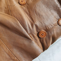 乳咖色經典俐落雙排釦 古董真皮長版風衣外套皮衣 Leather jacke 第10張的照片