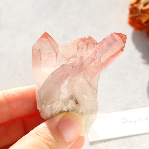 ディープピンクレムリアンシード ディアマンティーナ産 天然石 水晶
