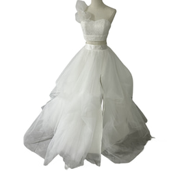 ウェディングドレス  フロントスリット   ショルダー型   ツーピース   ラッフルフリル  花嫁 1枚目の画像