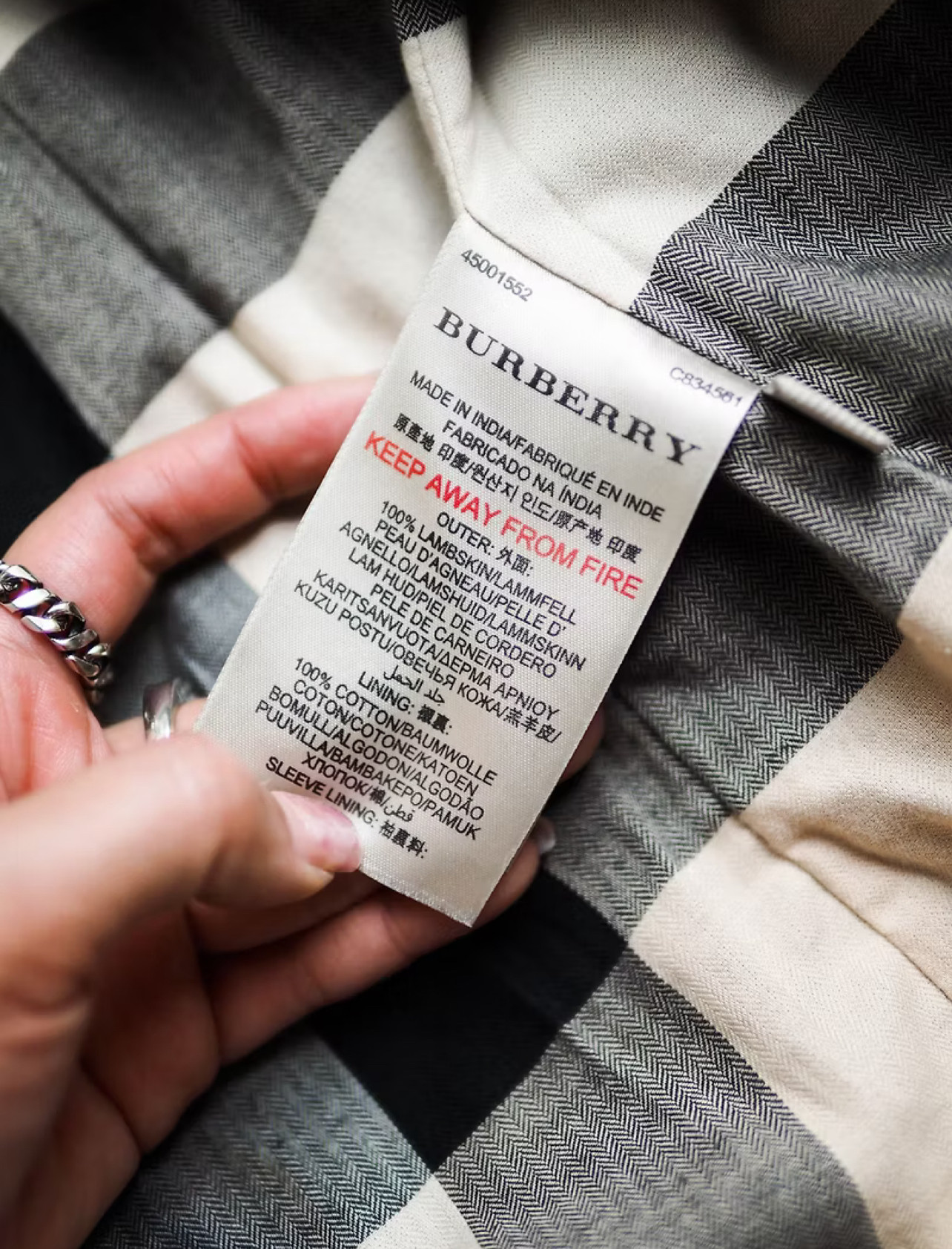 バーバリークラシックシープスキンレザーアンティークラムスキン本革ウインドブレーカーレザージャケットレザージャケットレザージャケッ