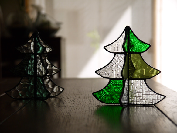【A様専用オーダーページ】ステンドグラス　クリスマスツリー　a（ミックスカラー） 2枚目の画像