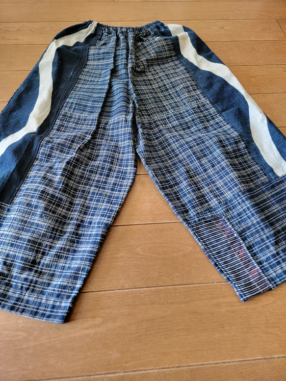 着物リメイク　手作り　珍しい残糸織　パンツ 7枚目の画像