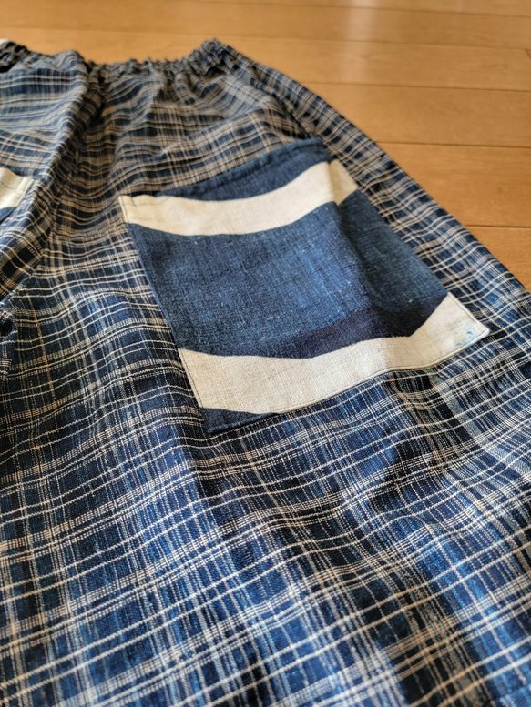 着物リメイク　手作り　珍しい残糸織　パンツ 10枚目の画像