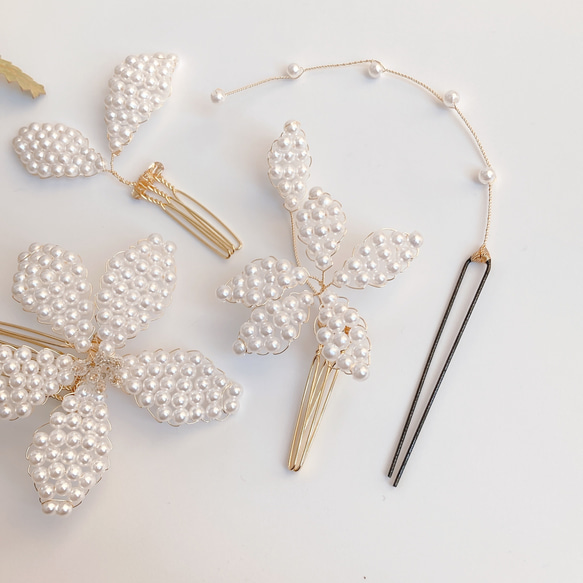 white pearl flower comb set 2枚目の画像