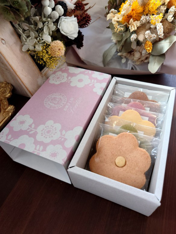 クッキー　お花クッキー５枚セット（彩）　プレゼント　かわいい　お花　贈り物　 1枚目の画像