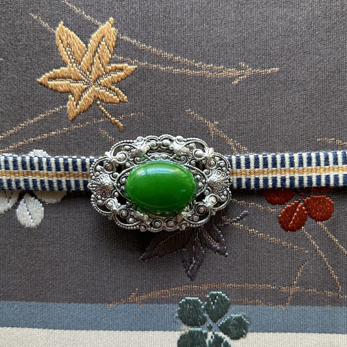 翡翠　ブローチ　帯留め　ペンダント ビンテージ素材のアールヌーブォーな翡翠の帯留め「ルナー・ジェイド