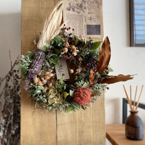 オーバルリース ピンクッションとトウモロコシ クリスマスリース