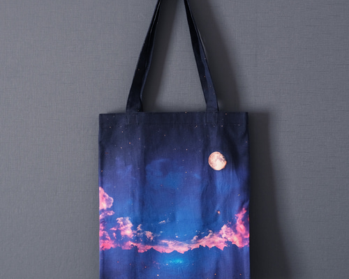 月を歩いている トートバッグ 月を歩いている トートバッグ - メルカリ