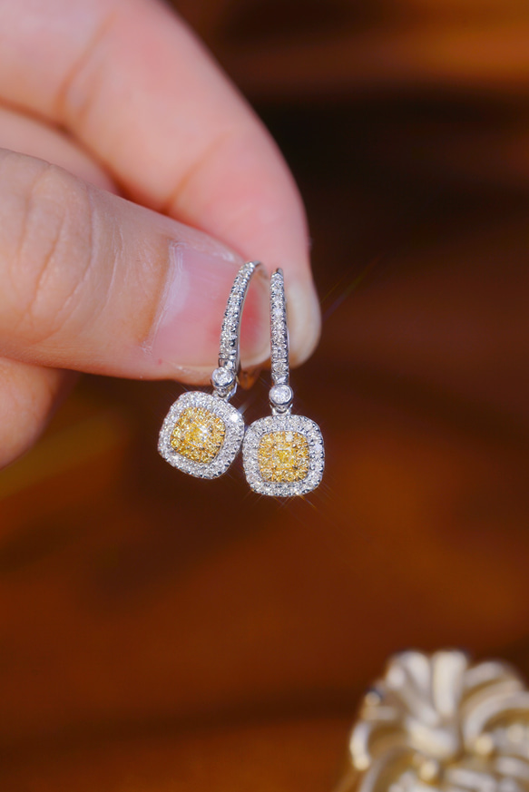 k18イエローダイヤモンドピアス 天然イエローダイヤモンドピアス0.6ct k18