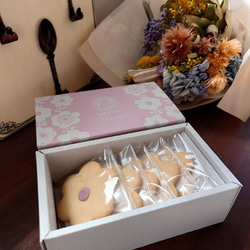 米粉クッキー　米粉お花クッキー５枚セット(真白）　米粉プレゼント　かわいい　お花　贈り物　チョコ 3枚目の画像