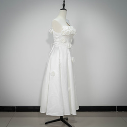 夢幻のウェディングドレス オフショルダー胸元のバラのデザイン ウエストで絞られたフ パーティードレス/演奏会G134 5枚目の画像