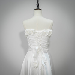 夢幻のウェディングドレス オフショルダー胸元のバラのデザイン ウエストで絞られたフ パーティードレス/演奏会G134 3枚目の画像