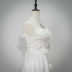 夢幻のウェディングドレス オフショルダー胸元のバラのデザイン ウエストで絞られたフ パーティードレス/演奏会G134 6枚目の画像