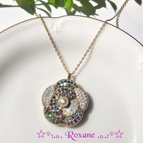 FOXEY フラワーモチーフ ネックレスブローチ