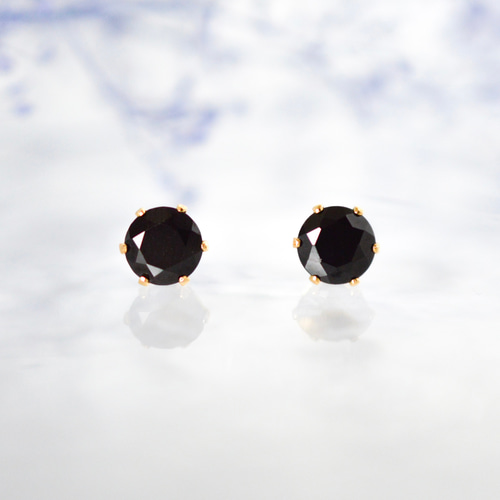 大粒ブラックスピネルのシンプルな一粒スタッドピアス】黒/6mm/天然石