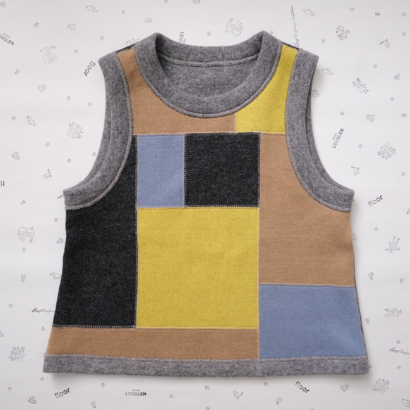 reversible wool knit patchwork vest 第4張的照片