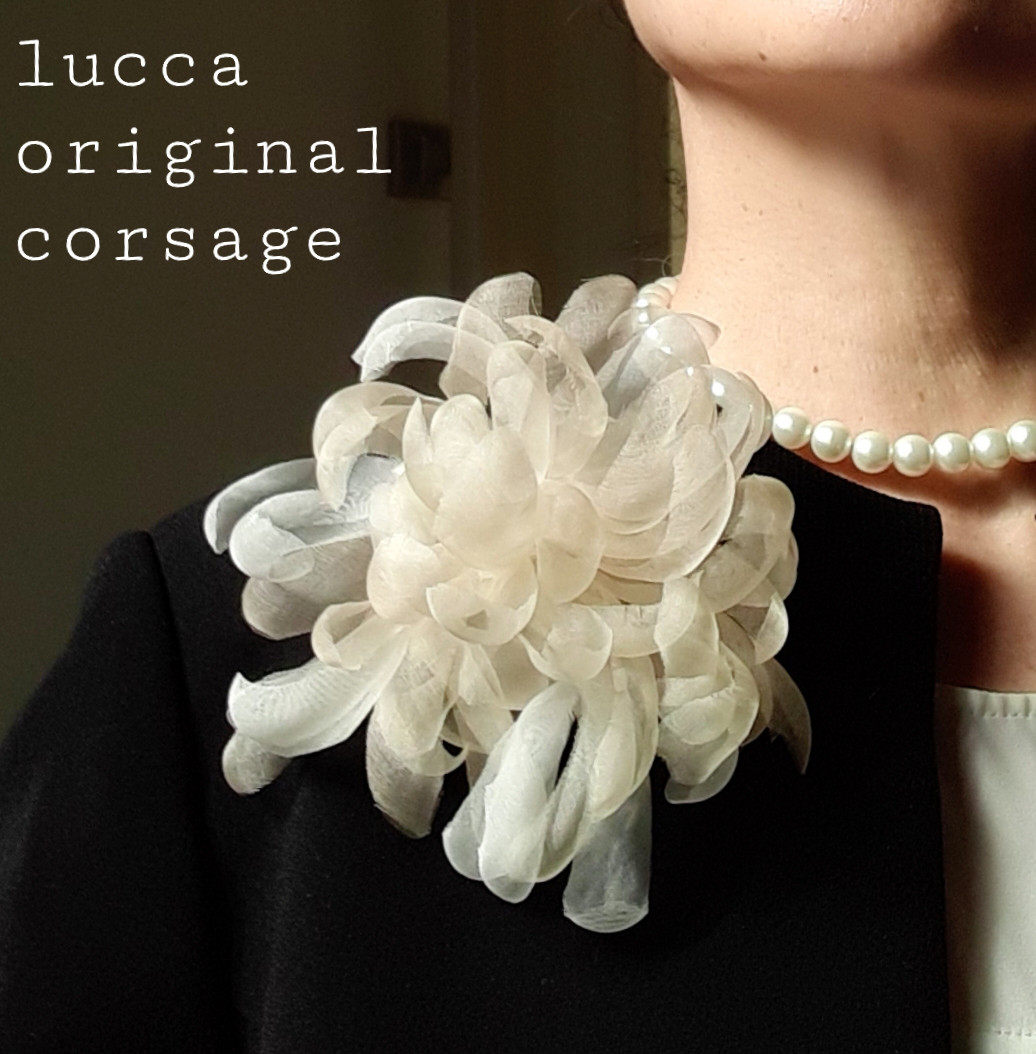 シルクオーガンジーコサージュ グレーA VERMEIL par iena｜《追加2