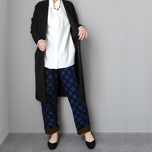 ロールアップ専用パンツ！カラータイツで冬のオシャレに彩りを