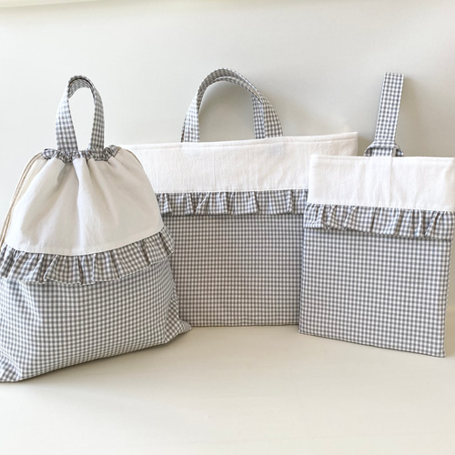 専用★new★ハンドメイド✳︎ 巾着　トライアングル✖️チェック　北欧柄　モノトーン モノトーン3mmチェックとフリルの持ち手付き巾着 選べるカラーとサイズ