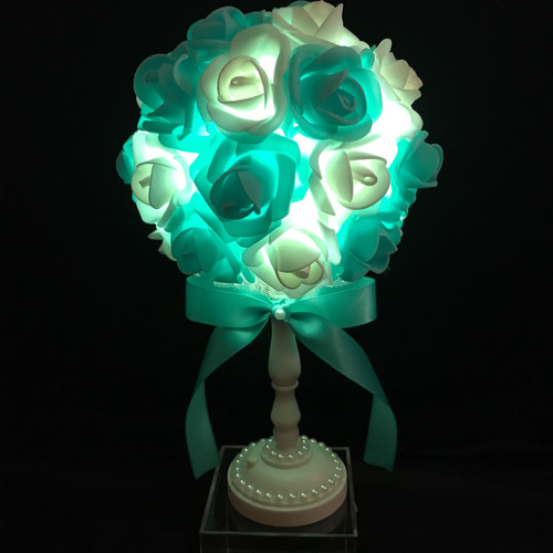 ティファニーブルー ブーケ 薔薇 バラ アンティーク調ライト 間接照明