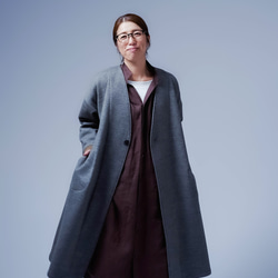 【soco】贅沢な一着ウール100% ノーカラーコート / グレー×キャメル h022t-gry3 13枚目の画像
