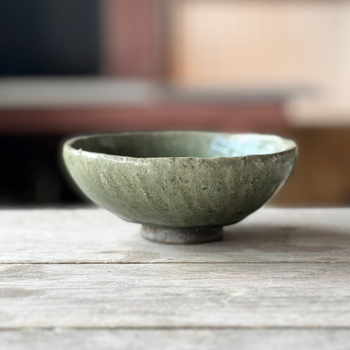 灰釉茶碗 092 夏茶碗 抹茶茶碗 手びねり 陶器 緑 貫入 茶碗・めし碗 咲